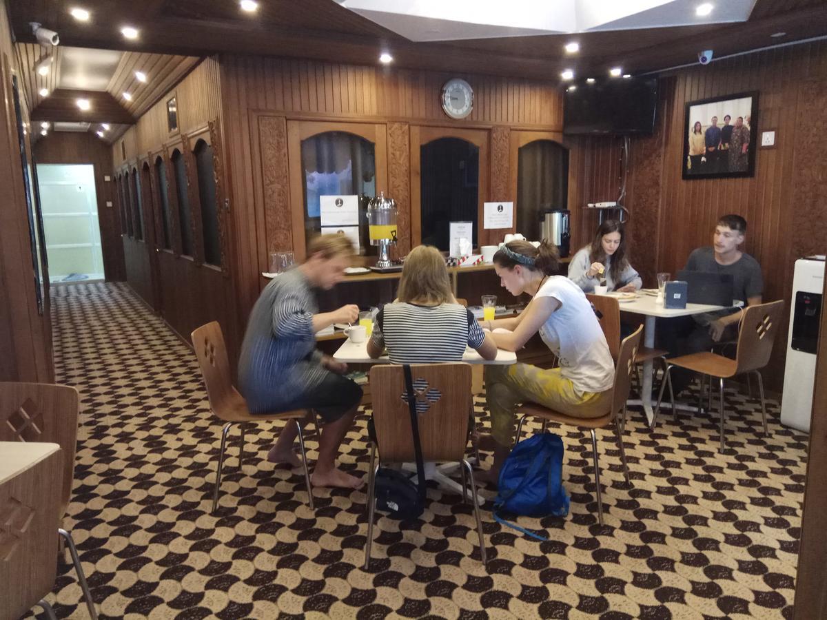 仰光 背包客旅馆旅舍 外观 照片